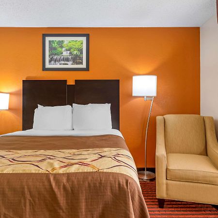 Rodeway Inn Coopersville Dış mekan fotoğraf