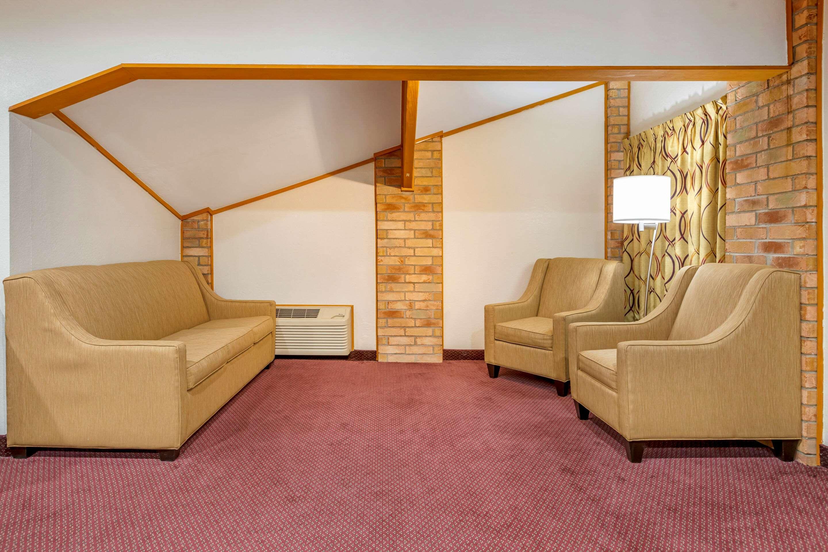 Rodeway Inn Coopersville Dış mekan fotoğraf