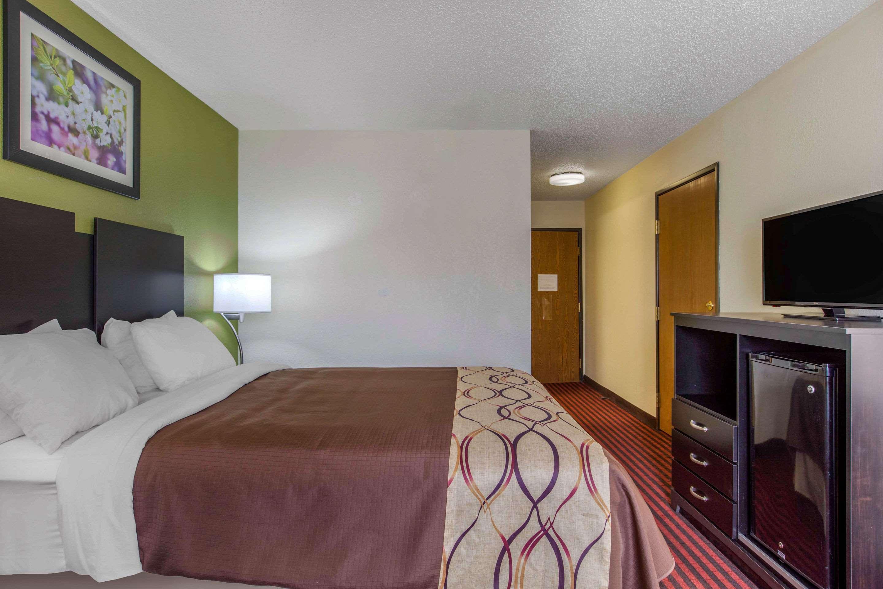 Rodeway Inn Coopersville Dış mekan fotoğraf
