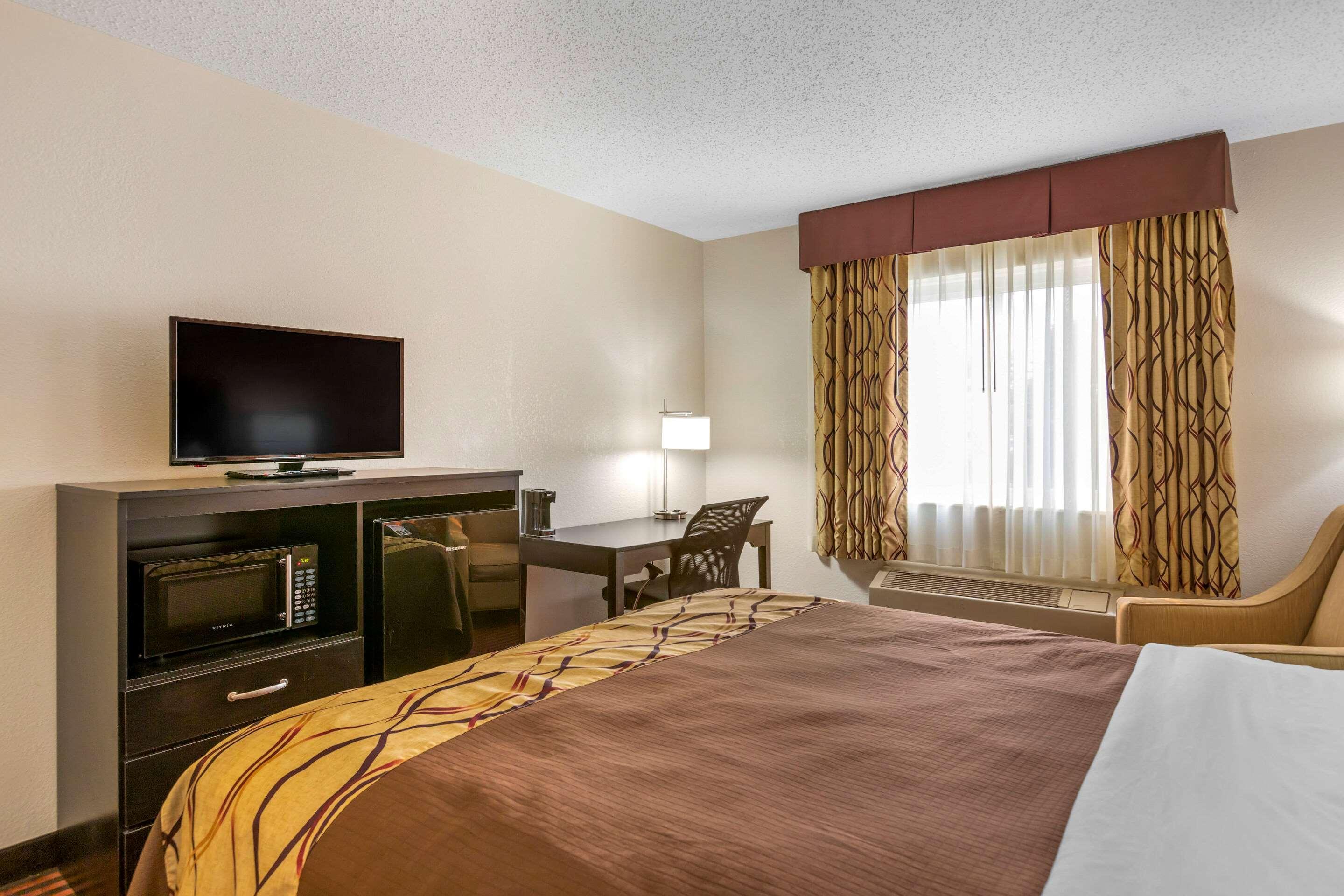 Rodeway Inn Coopersville Dış mekan fotoğraf