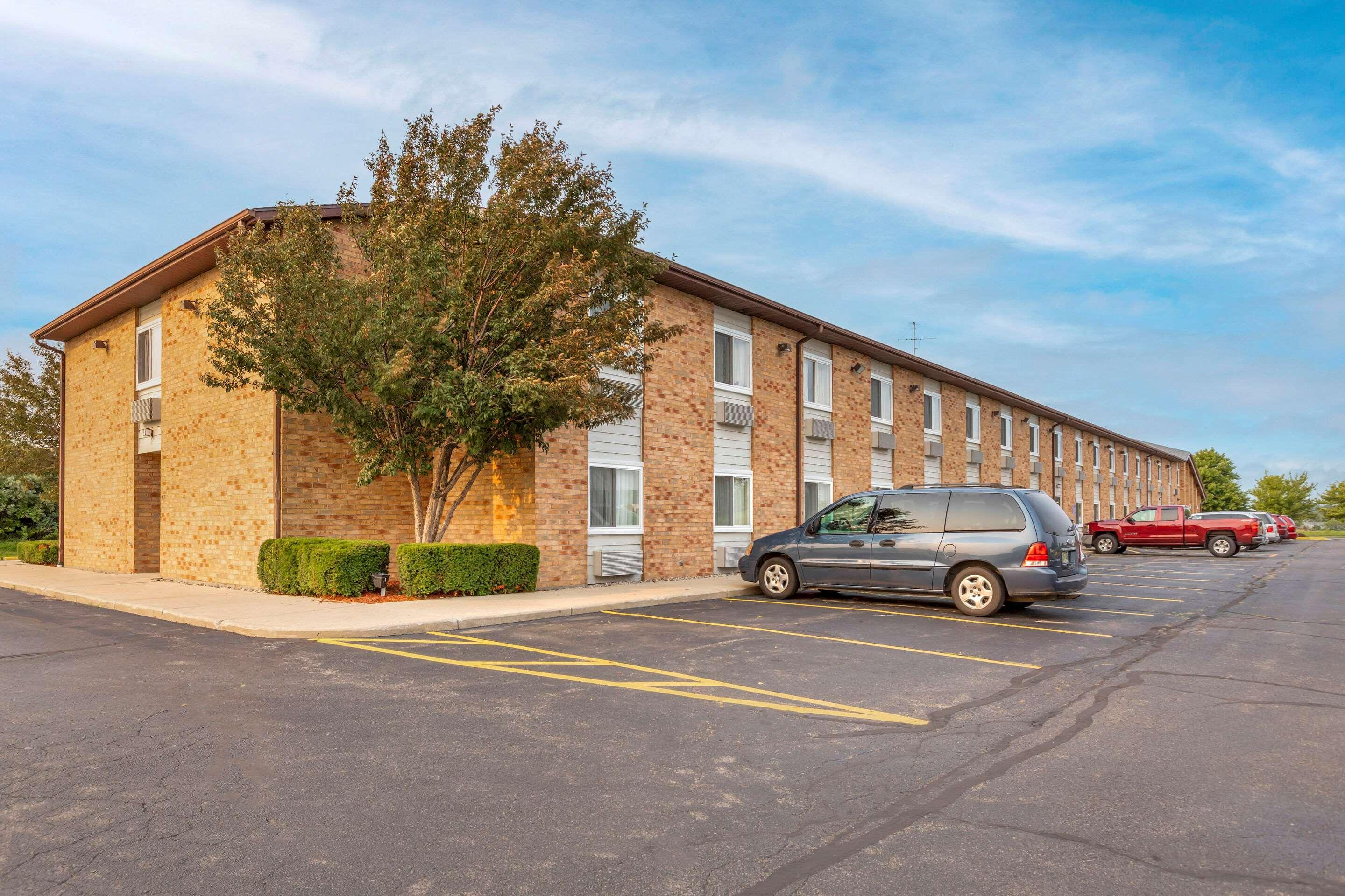 Rodeway Inn Coopersville Dış mekan fotoğraf