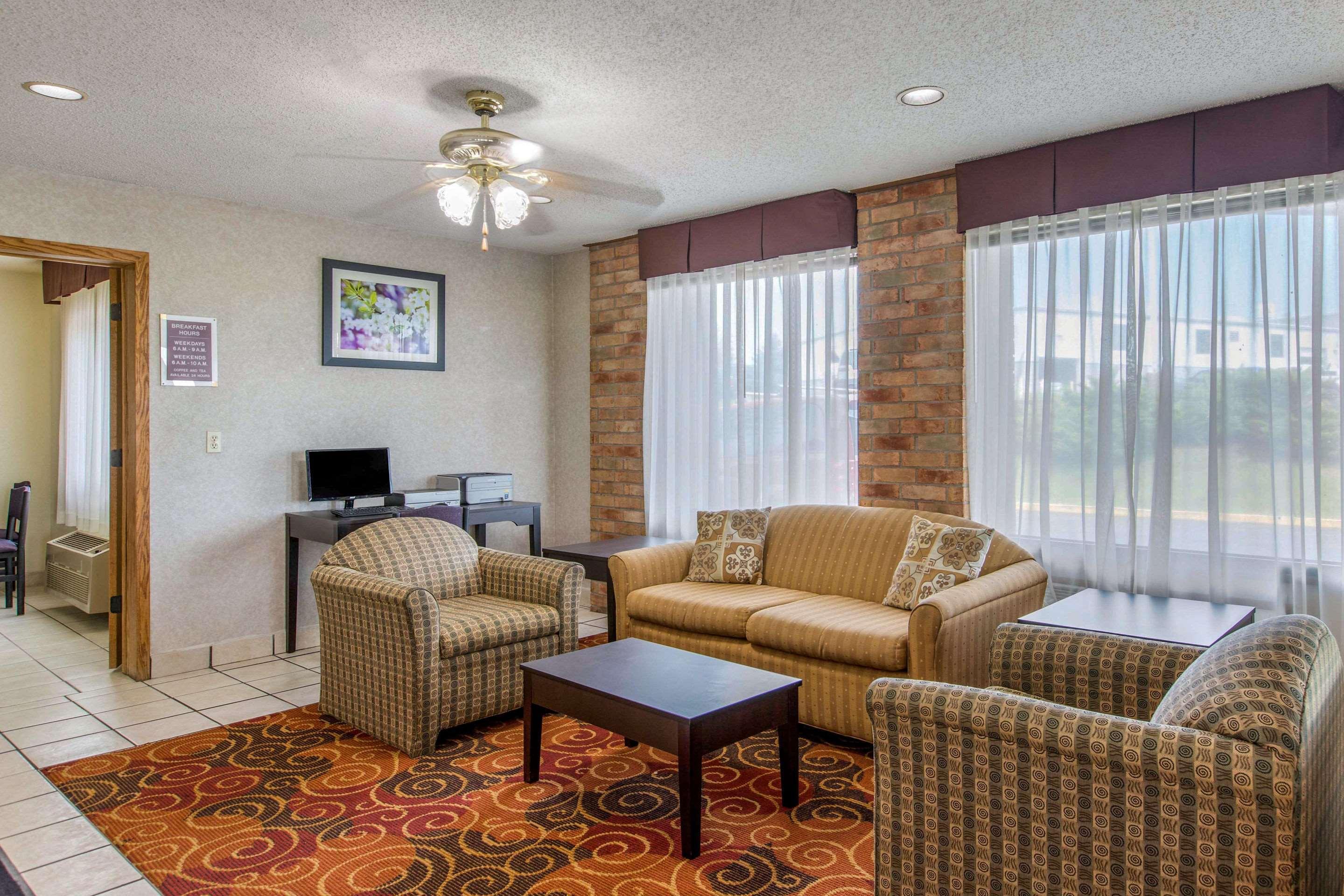 Rodeway Inn Coopersville Dış mekan fotoğraf